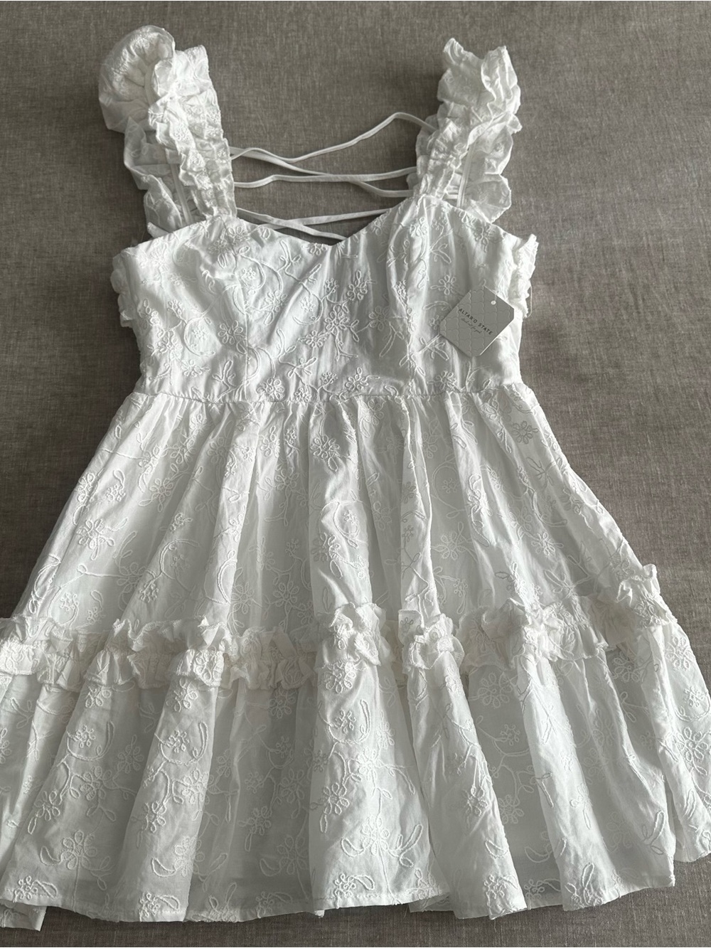 Altar’d State White Floral Ruffled Mini Lace Summer Sleeveless Dress NEW Sz XS - Picture 3 of 11